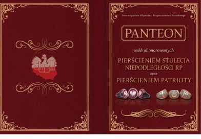 Najnowsza edycja „PANTEONU” — osób uhonorowanych PIERŚCIENIEM PATRIOTY oraz PIERŚCIENIEM STULECIA NIEPODLEGŁOŚCI RP Najnowsza edycja „PANTEONU” — osób uhonorowanych PIERŚCIENIEM PATRIOTY oraz PIERŚCIENIEM STULECIA NIEPODLEGŁOŚCI RP